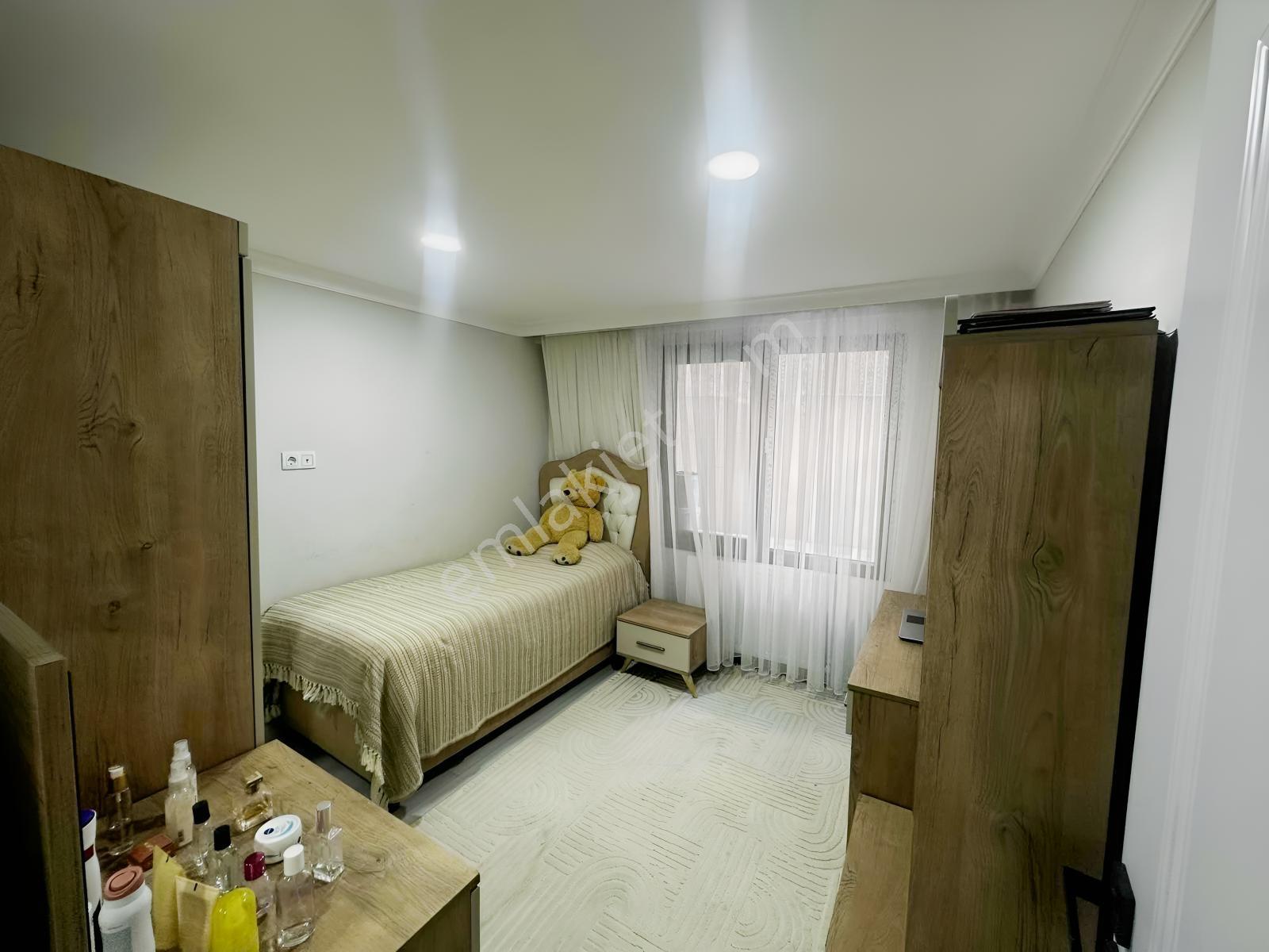 Demirkapı Mahallesinde Kat Mülkiyetli 3+1 100m2 Bahçe Katı - Görsel 9
