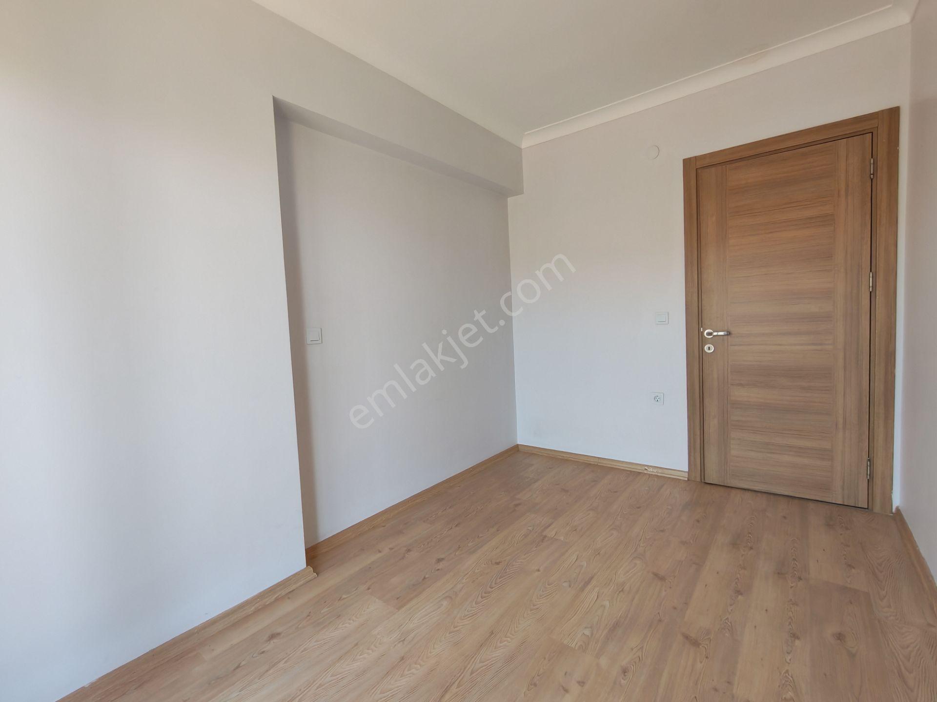 Çiğli Atatürk Mahallesi Site İçinde 2+1 Kiralık Daire - Görsel 27