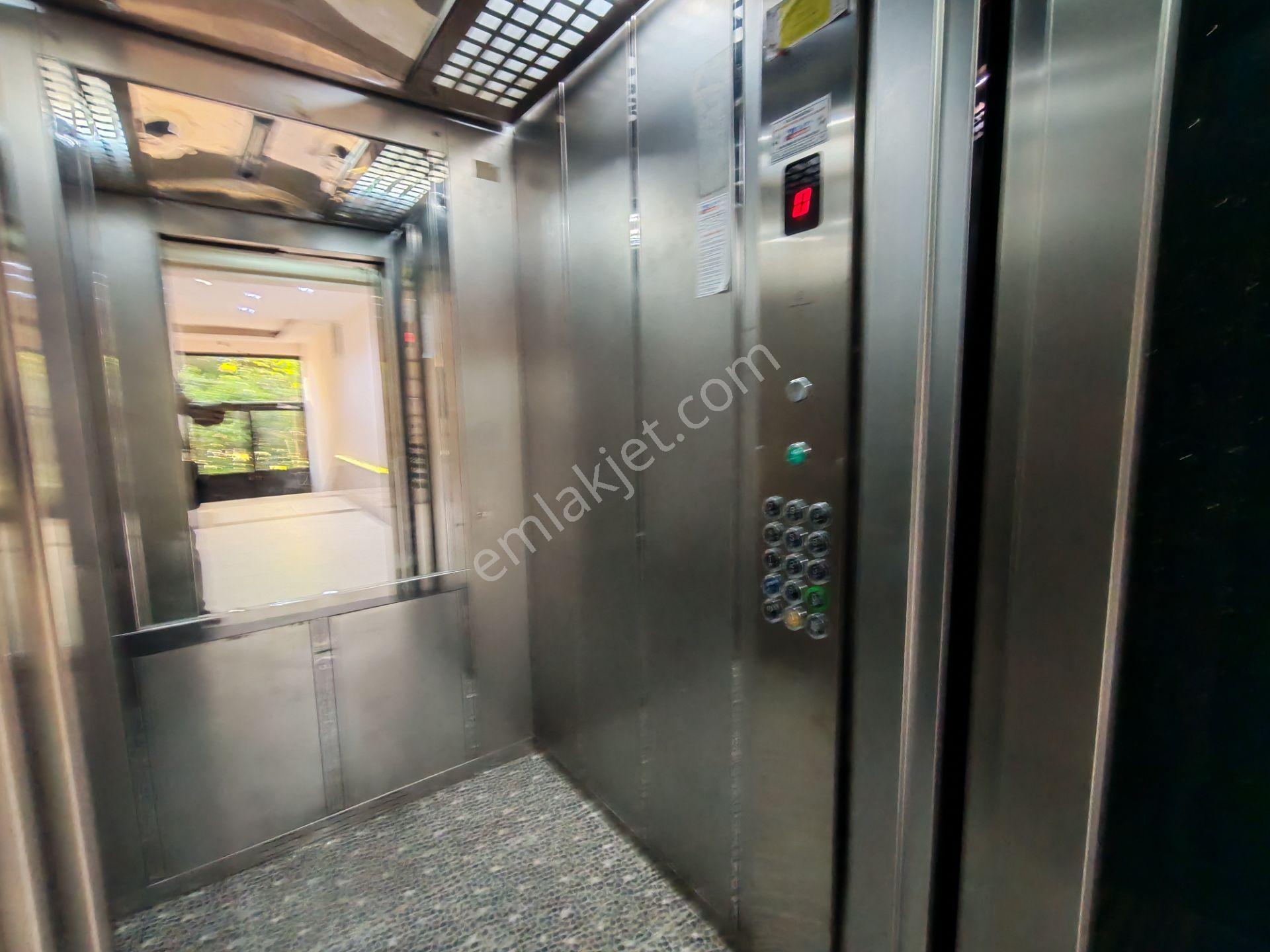Çiğli Atatürk Mahallesi Site İçinde 2+1 Kiralık Daire - Görsel 7