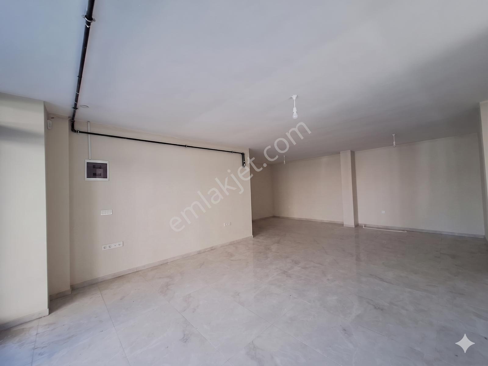Sancaktepe Sarıgazi Mahallesinde Kiralık Dükkan - Görsel 7