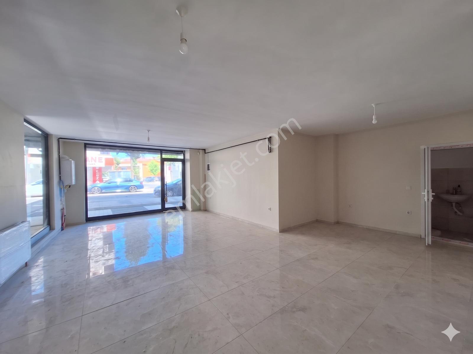 Sancaktepe Sarıgazi Mahallesinde Kiralık Dükkan - Görsel 5
