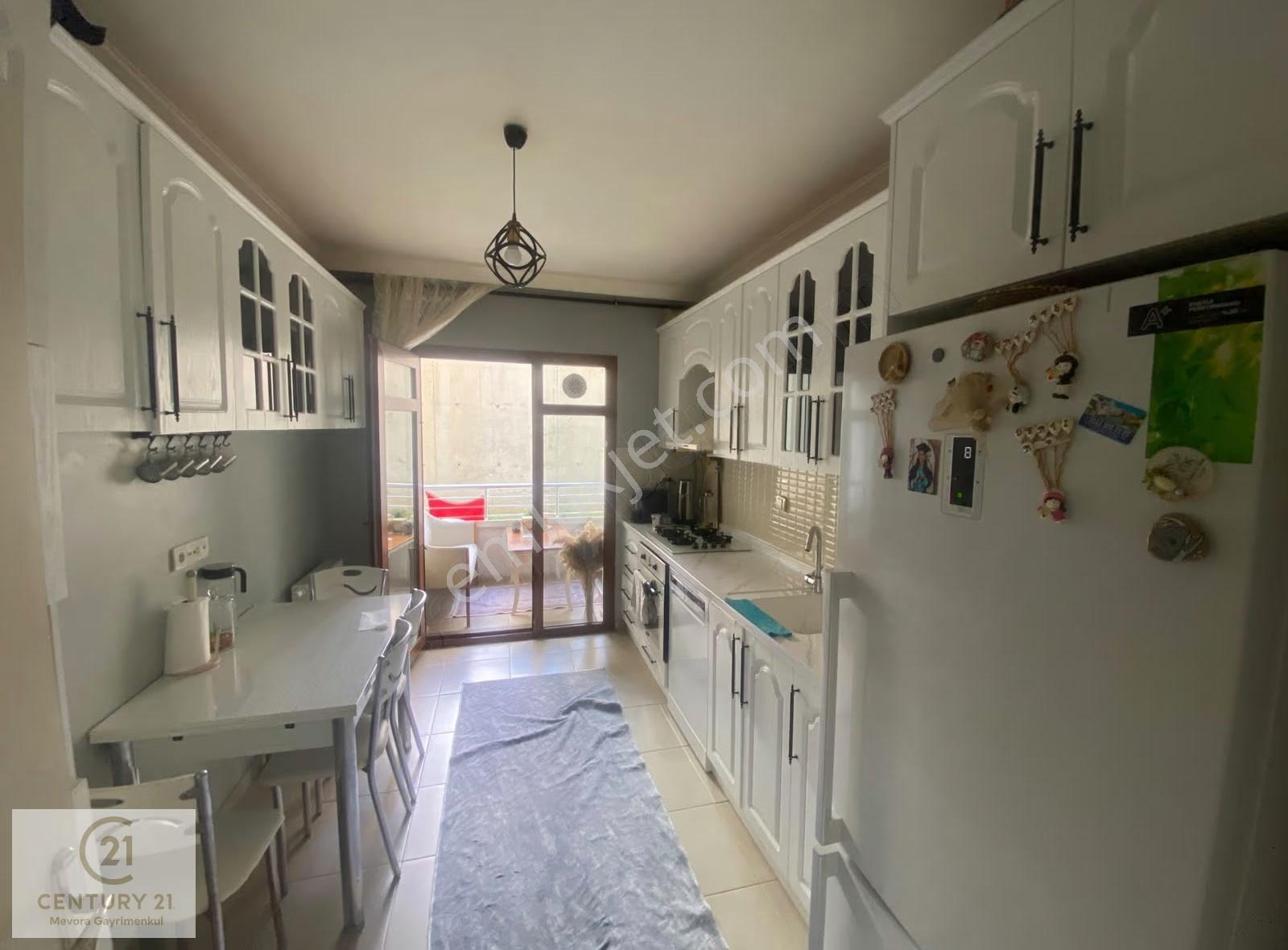 Geniş, Ferah Ve Aile Yaşamına Uygun Kiralık 3+1 Daire - Görsel 4