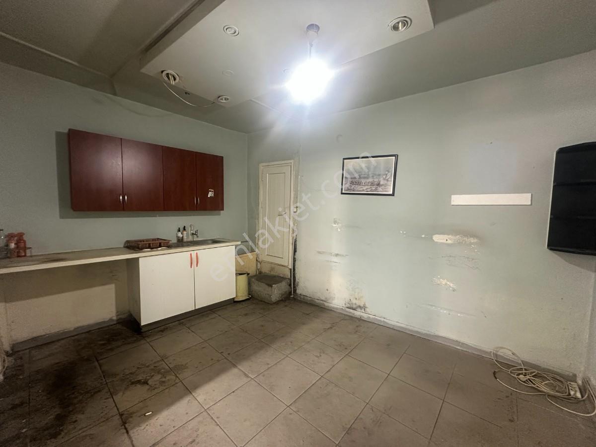 Turyap Göztepe Den Küçükbakkalköy De Kiralık Dükkan - Görsel 18