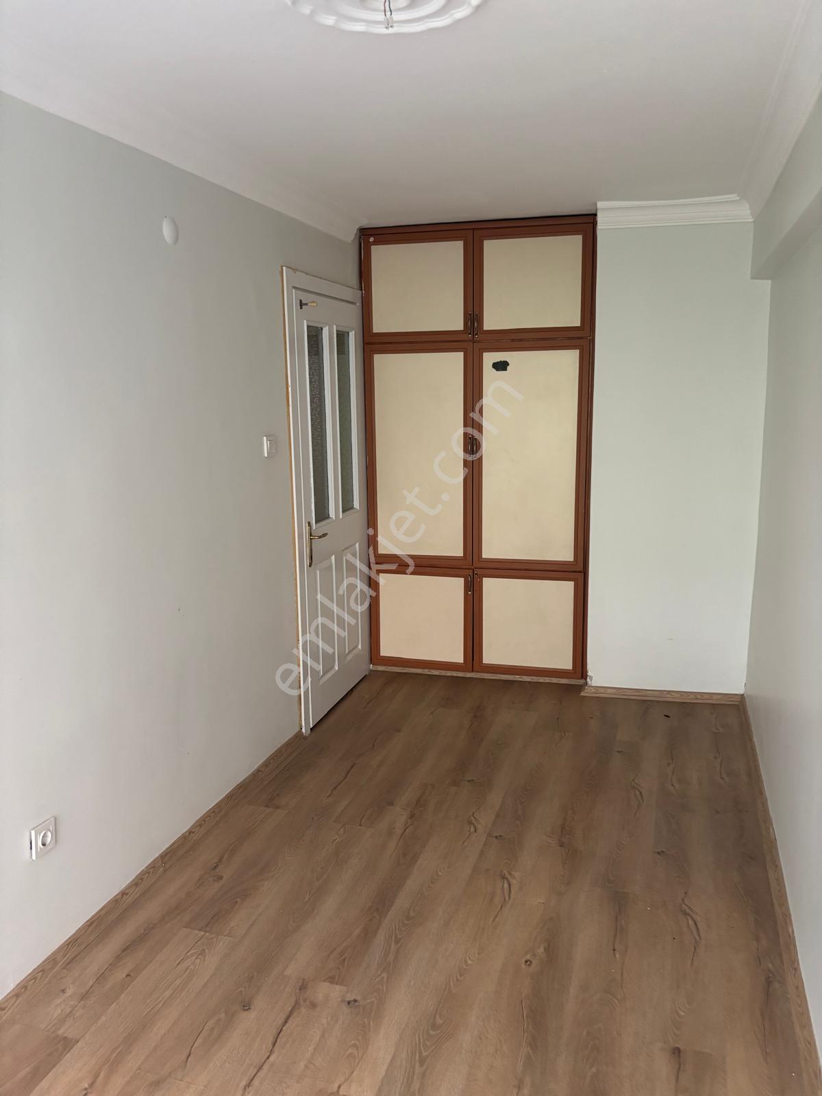 Karşıyaka Alaybey'de Merkezi Konumda Kiralık 2+1 Daire - Görsel 26