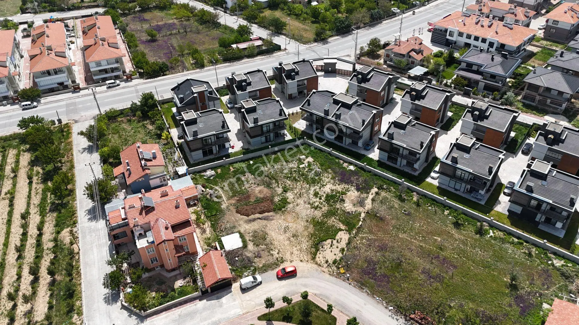 Karaca'dan Karahüyük'te Müstakil 1.386 M2 Villa Arsası - Görsel 3
