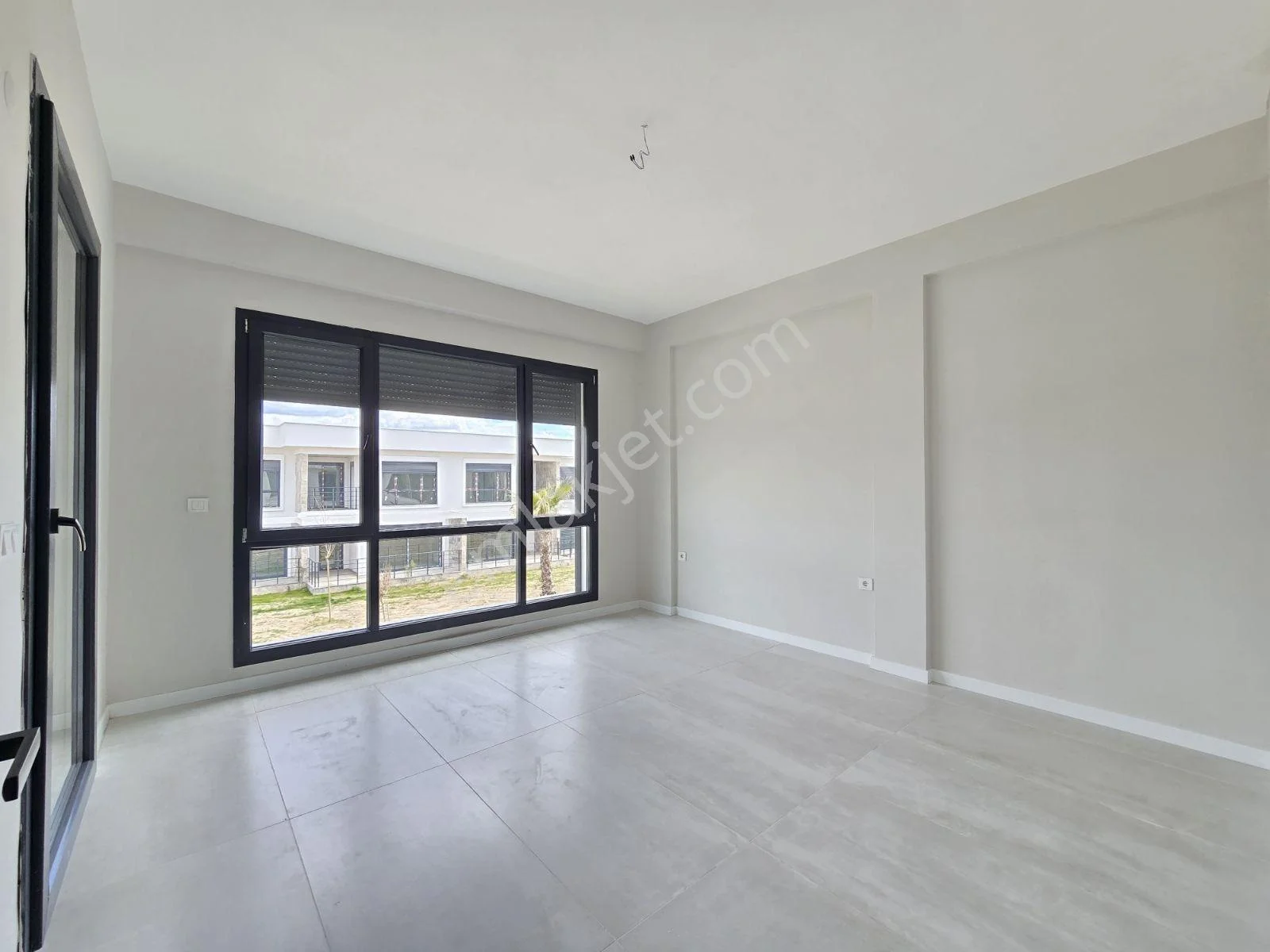 Ayvalık Altınova Da 2+1 Satılık Villa - Görsel 5