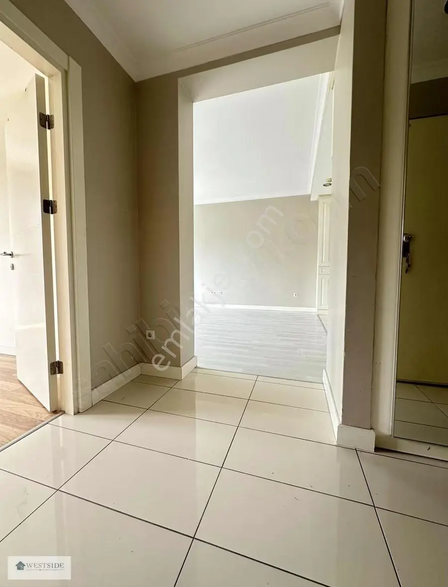 Bahçeşehir Spradon Vadi 1+1 Full Tadilatlı Kısa Kat Boş - Görsel 2
