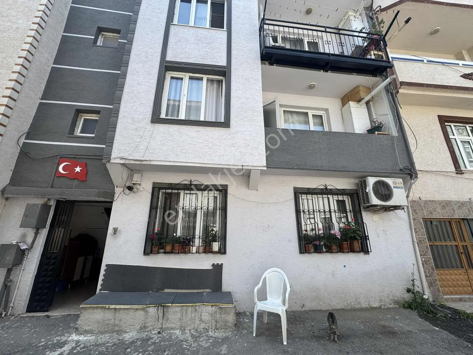 Şirinevlerde 4 Katlı Müstakil Bina - Görsel 25