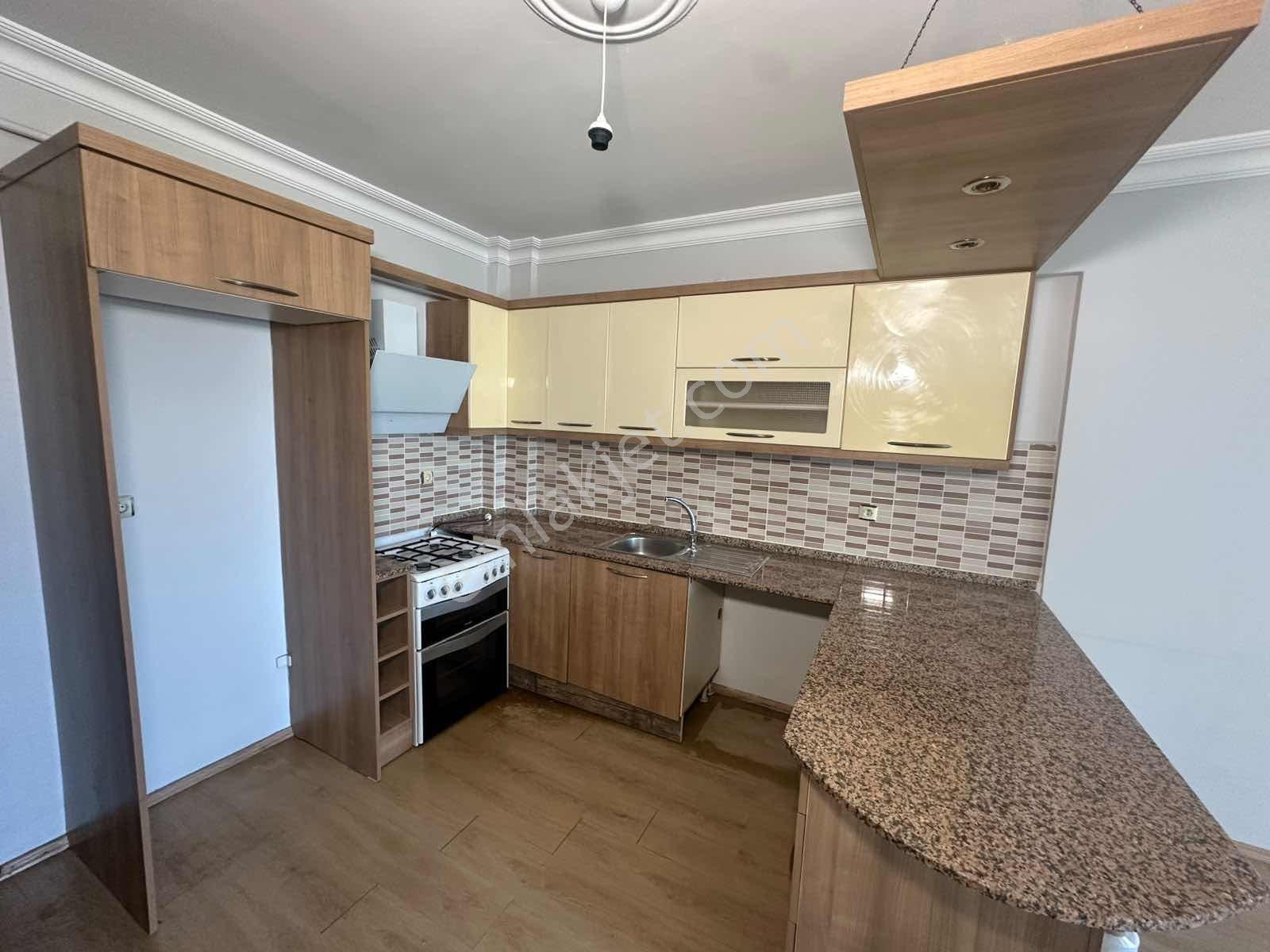 Satılık 2+1 Daire Kampüs Yolu Üzerinde -remax İlknur Doğan - Görsel 5