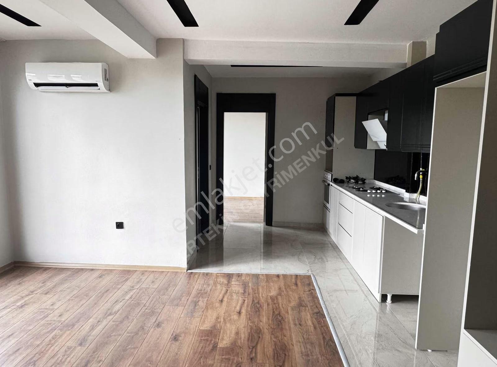 Gültepe Mahalesinde Kiralık Sıfır 1+1 Daire - Görsel 9