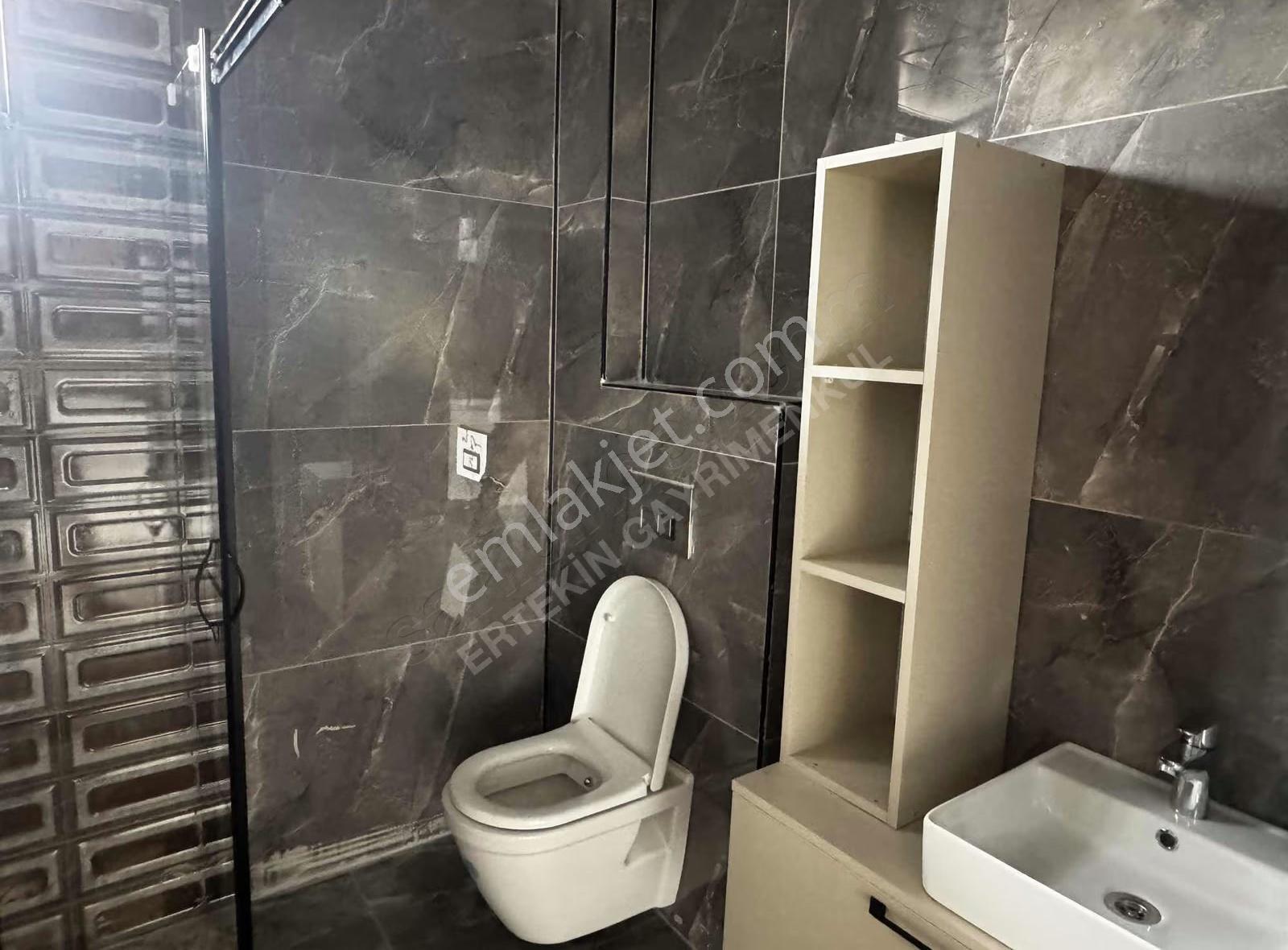 Gültepe Mahalesinde Kiralık Sıfır 1+1 Daire - Görsel 5