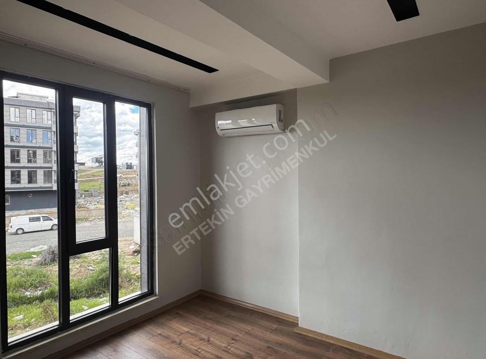 Gültepe Mahalesinde Kiralık Sıfır 1+1 Daire - Görsel 13
