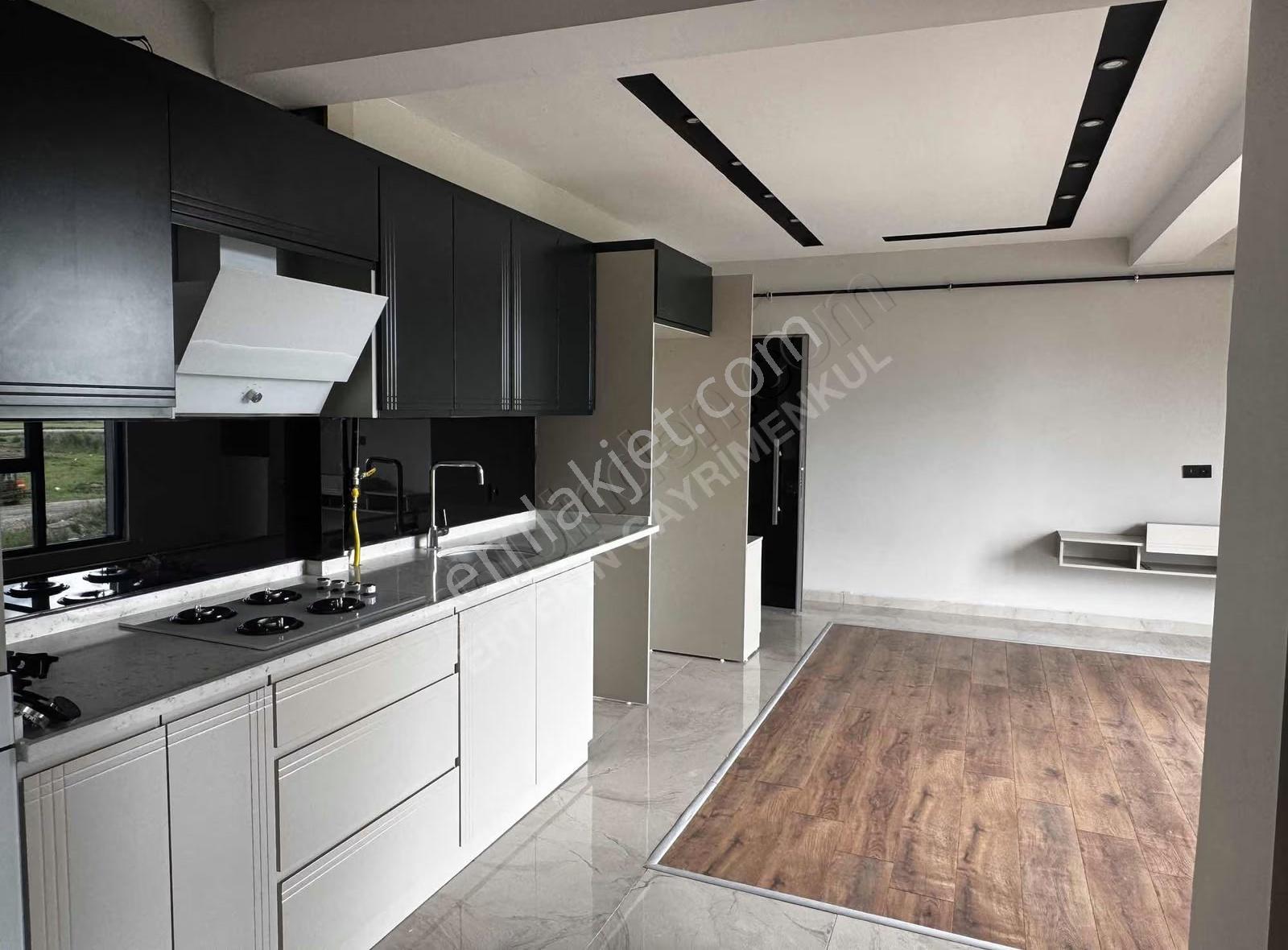 Gültepe Mahalesinde Kiralık Sıfır 1+1 Daire - Görsel 12