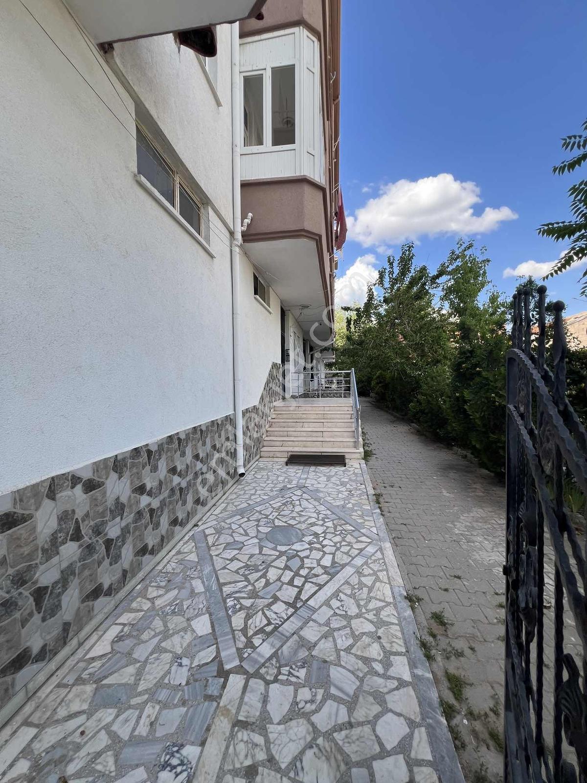Çizgi Aks Gayrimenkul__ Ereğlikapı Mahallesi Geniş Daire - Görsel 2