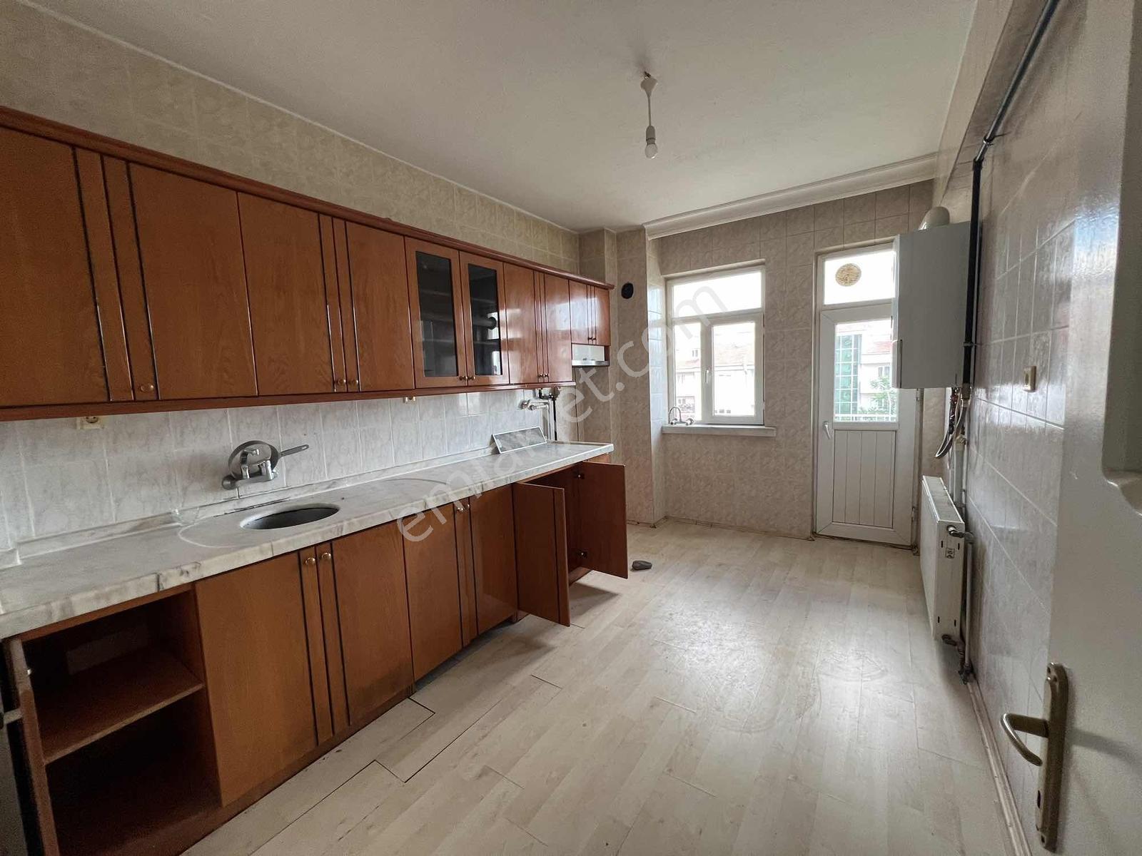 Çizgi Aks Gayrimenkul__ Ereğlikapı Mahallesi Geniş Daire - Görsel 27
