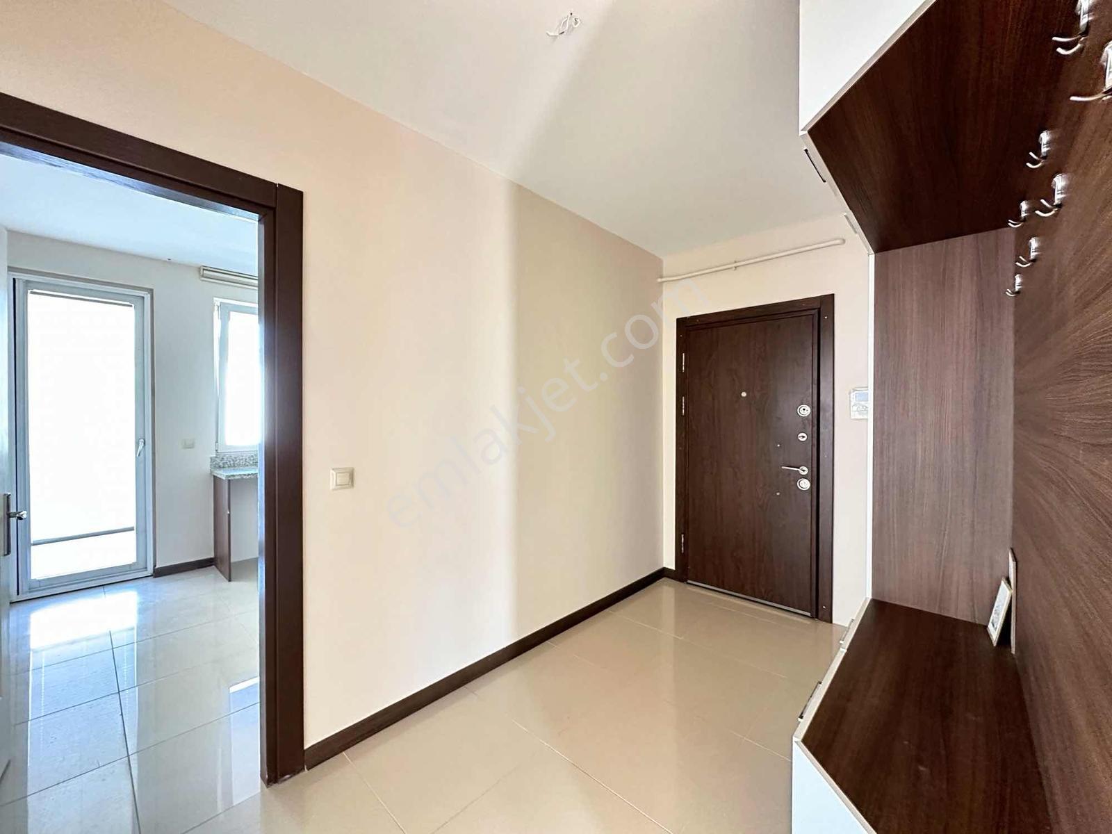 Geçit Mahallesinde Kiralık 3+1 Ara Kat Daire - Görsel 30