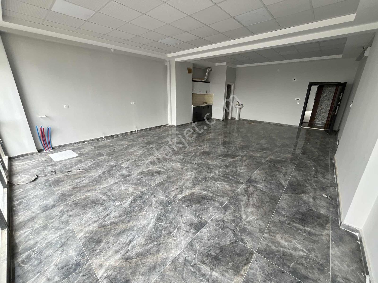 Mülk Emlak Ofisinden Kiralık Ofisler Kaçırılmaz Fırsatlar - Görsel 34