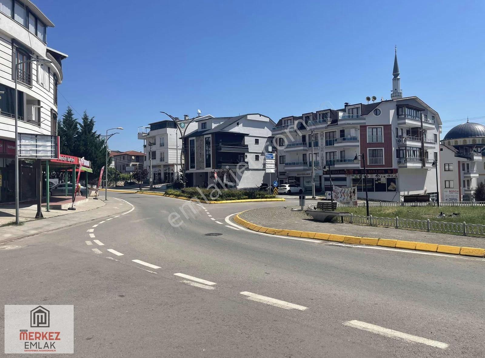 Başiskele Atatürk Cad.kiralık 3,5+1 Arakat Daire - Görsel 9