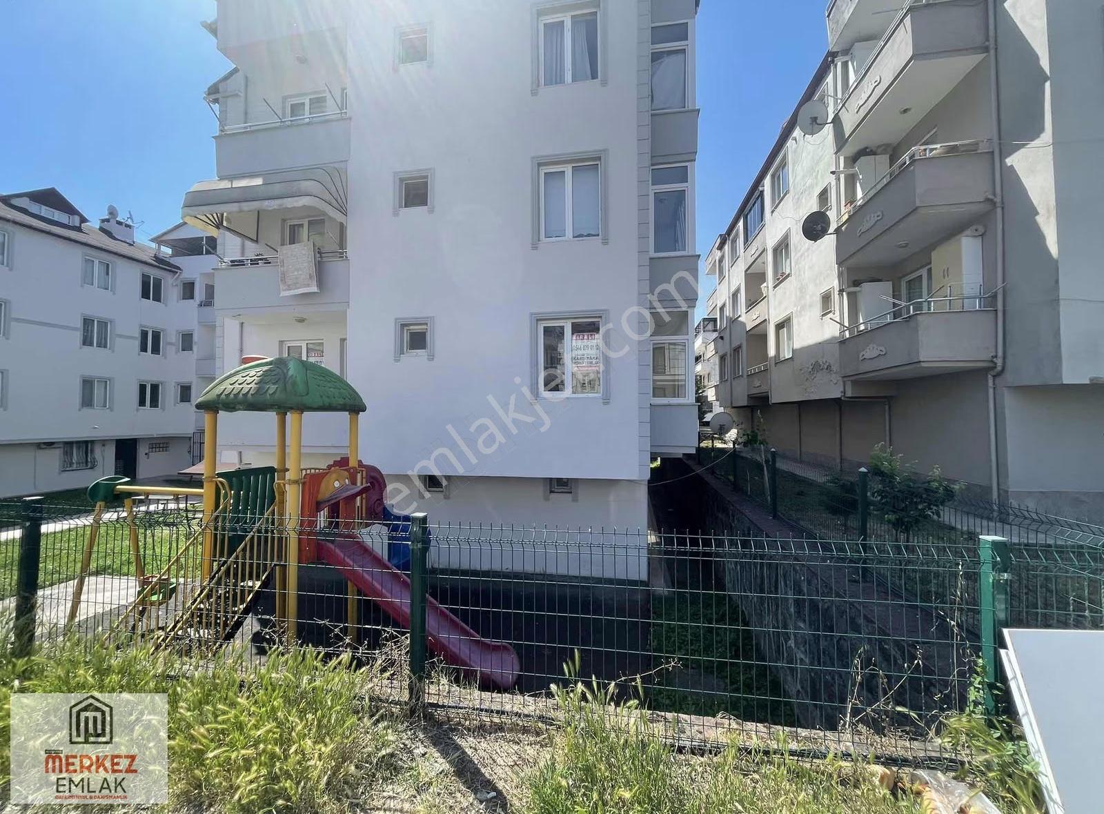 Başiskele Atatürk Cad.kiralık 3,5+1 Arakat Daire - Görsel 16