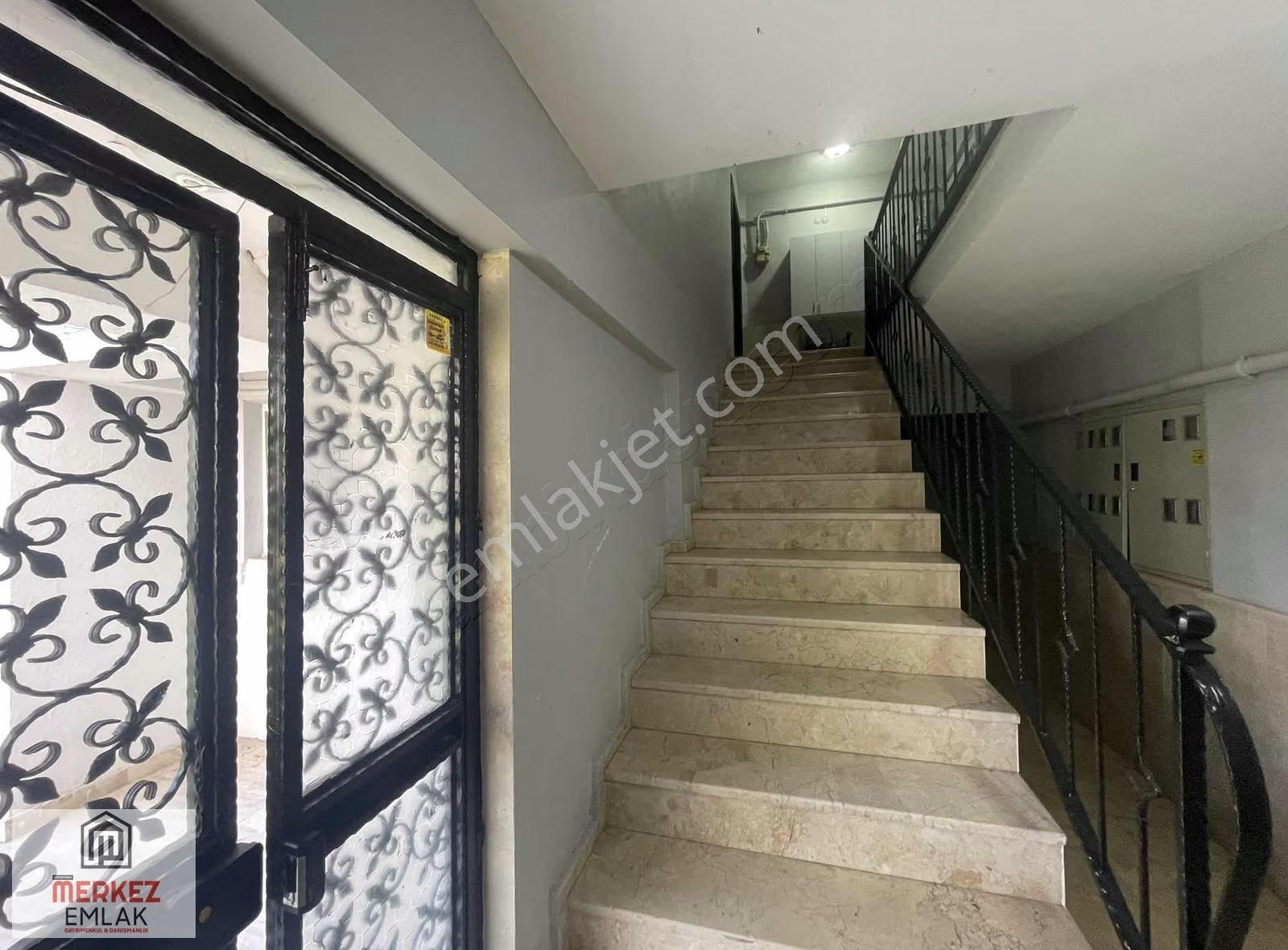 Başiskele Atatürk Cad.kiralık 3,5+1 Arakat Daire - Görsel 12