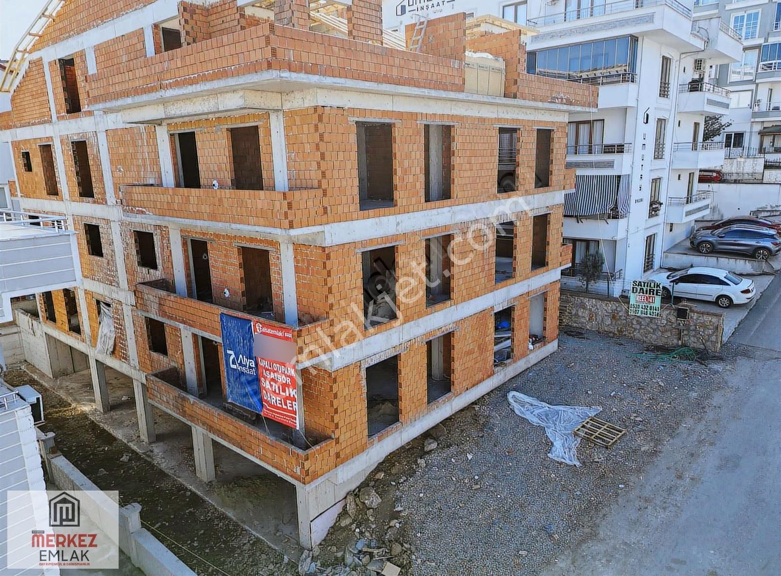Başiskele Barbaros Mah. Pınar Caddesinde Satılık 2+1 Daireler - Görsel 15