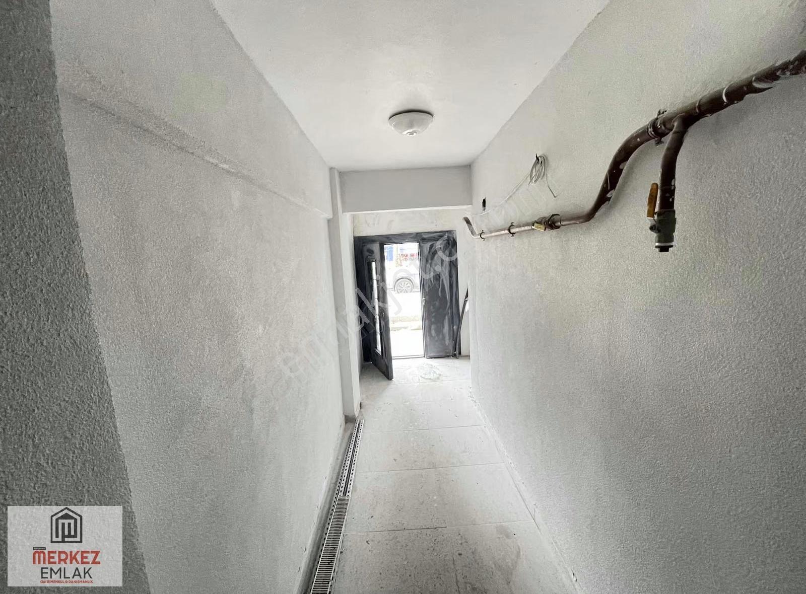 İzmit 42 Evler Mahallesinde Kiralık 1+1 Daireler - Görsel 10