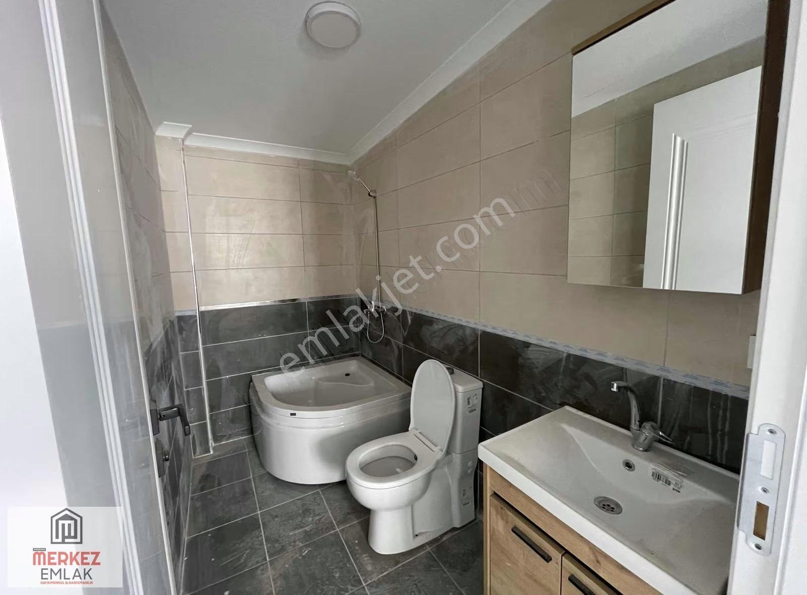 İzmit 42 Evler Mahallesinde Kiralık 1+1 Daireler - Görsel 21