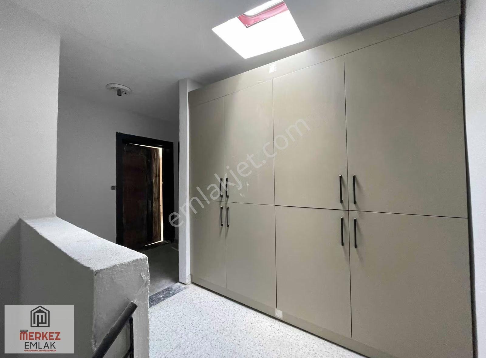 İzmit 42 Evler Mahallesinde Kiralık 1+1 Daireler - Görsel 13
