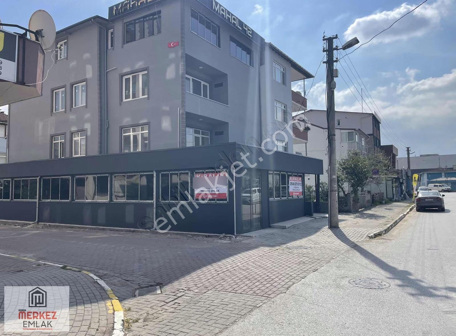 İzmit 42 Evler Mahallesinde Kiralık 1+1 Daireler