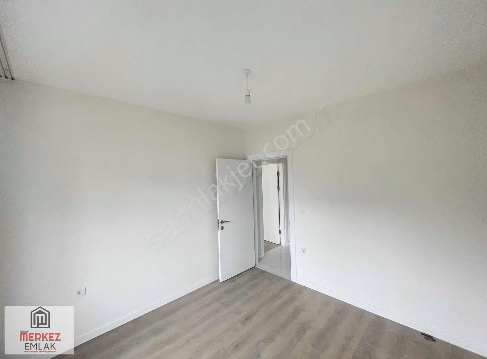 Başiskele Yeşilyurtta Mamik Reform Sitesinde Kiralık 3+1 En Üst - Görsel 6