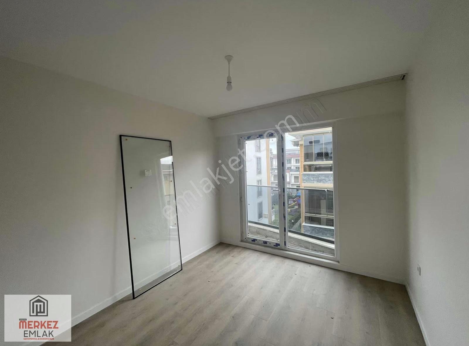 Başiskele Yeşilyurtta Mamik Reform Sitesinde Kiralık 3+1 En Üst - Görsel 20