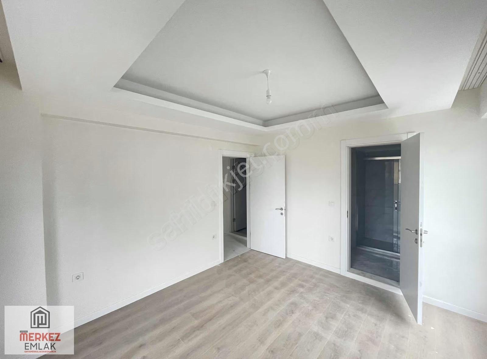 Başiskele Yeşilyurtta Mamik Reform Sitesinde Kiralık 3+1 En Üst - Görsel 7