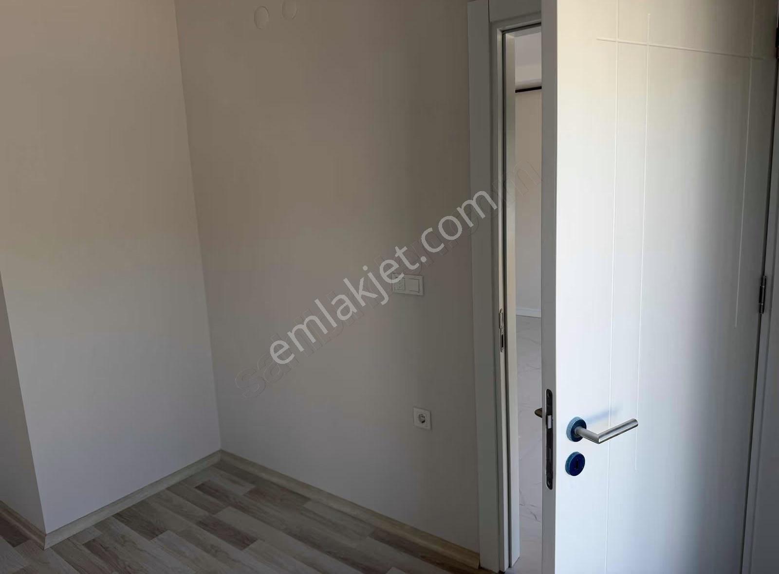 Barbaros Mahallesinde Kiralık 2+1 Meşe Emlakatan - Görsel 6