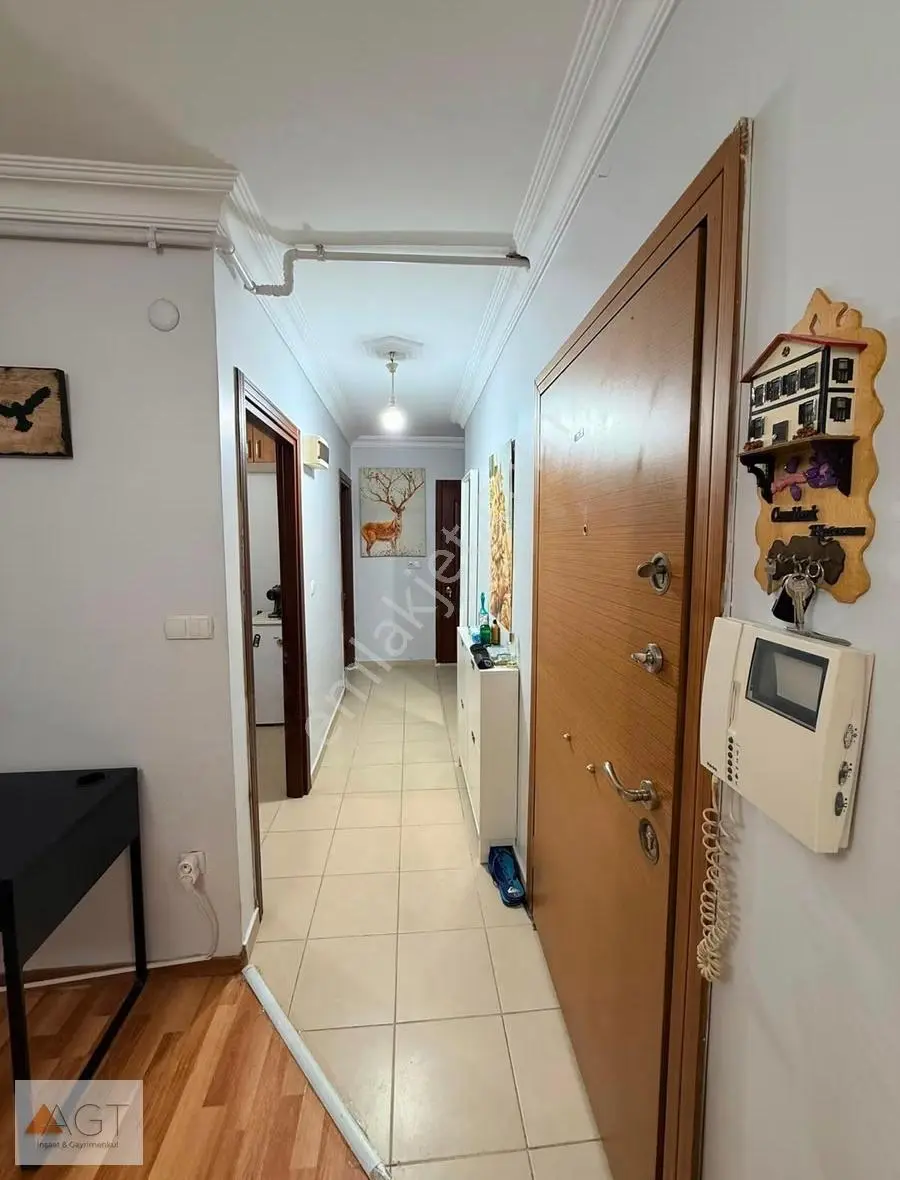 Agt'den İnkılap Mah. Site İçerisinde 2+1 80m2 Satılık Konut - Görsel 3