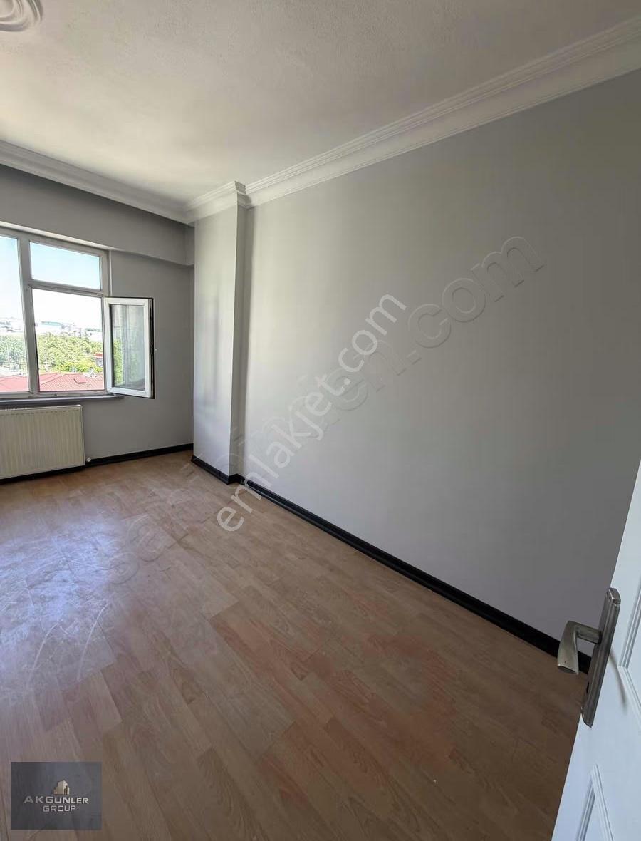 Çerkezköy Öztrak Caddesi Kiralık 3 + 1 Daire - Görsel 4