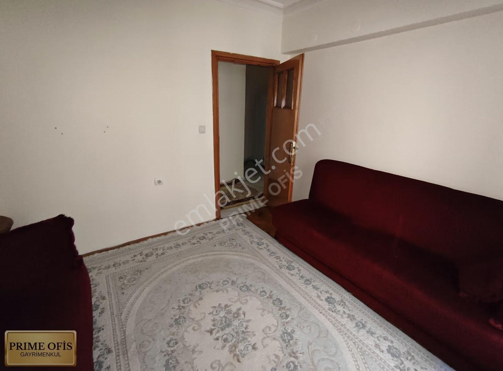 Ayvalı Cad. Üzerinde Eşyalı Kiralık 3+1 Geniş Daire - Görsel 8