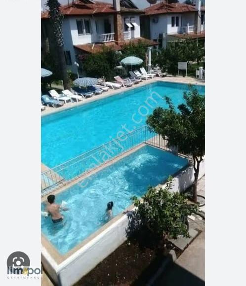 Limopol'den Daire Fiyatına İkiz Villa Uzun Dönem Kiralık