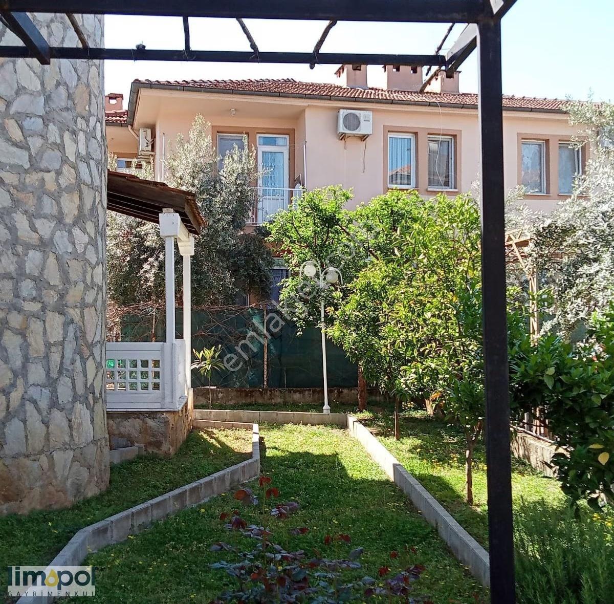 Limopol'den Daire Fiyatına İkiz Villa Uzun Dönem Kiralık - Görsel 9