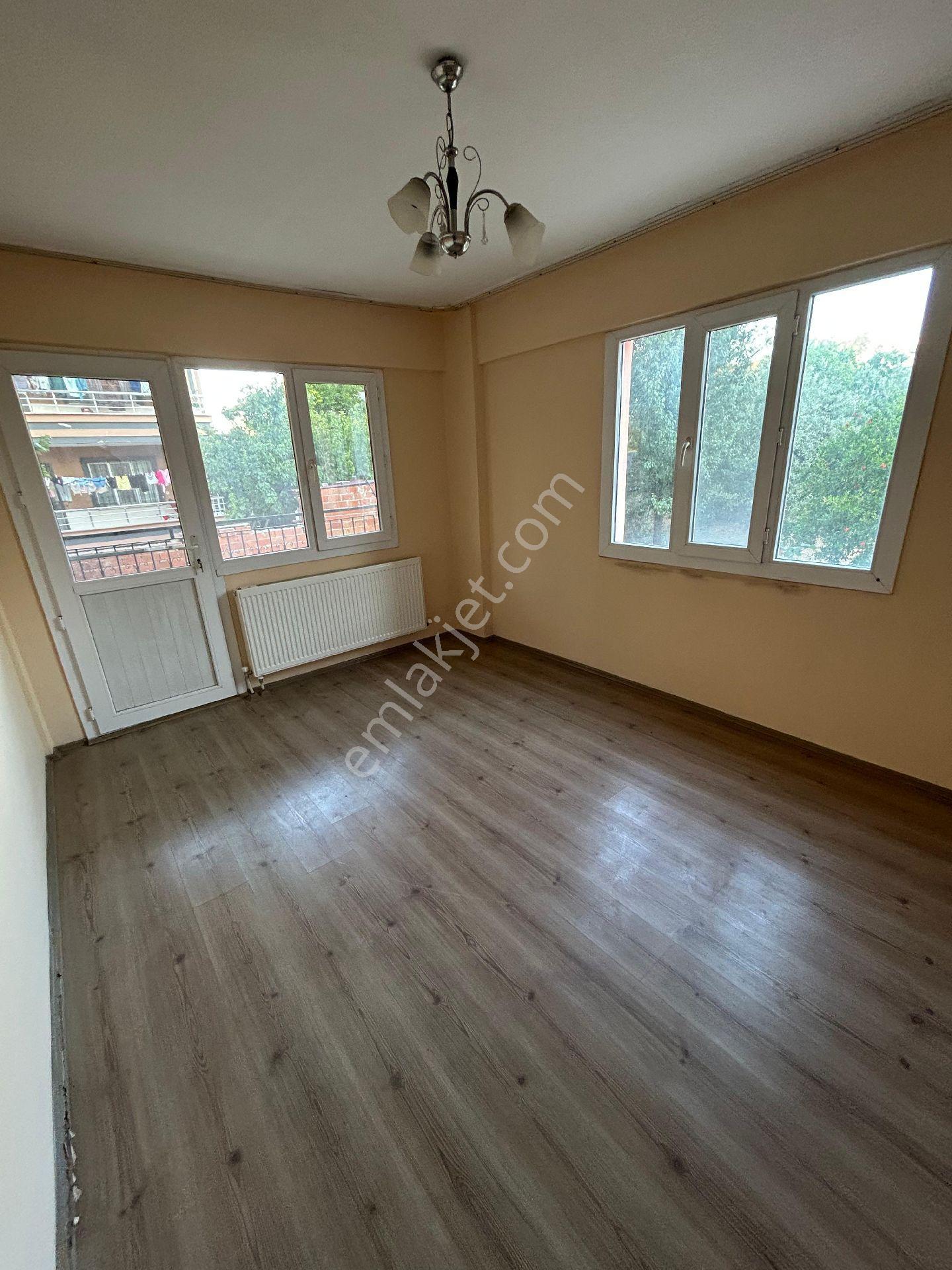 Manisa Akhisar Efendi Mah. ‼️çiçekli Camin Yanı Kiralık Doğalgazlı 3+1 Daire - Görsel 5