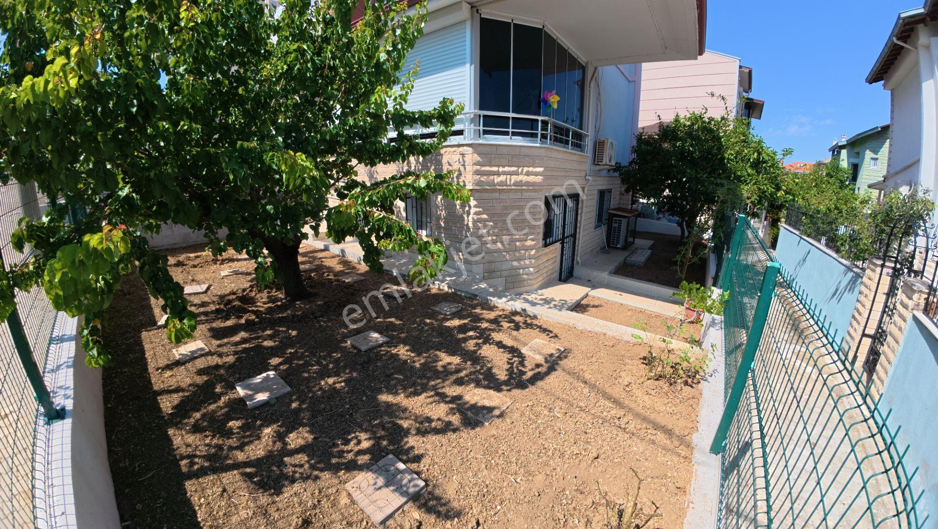 Cundada Deniz Manzaralı, Bahçeli Ve Bakımlı Satılık Villa - Görsel 6