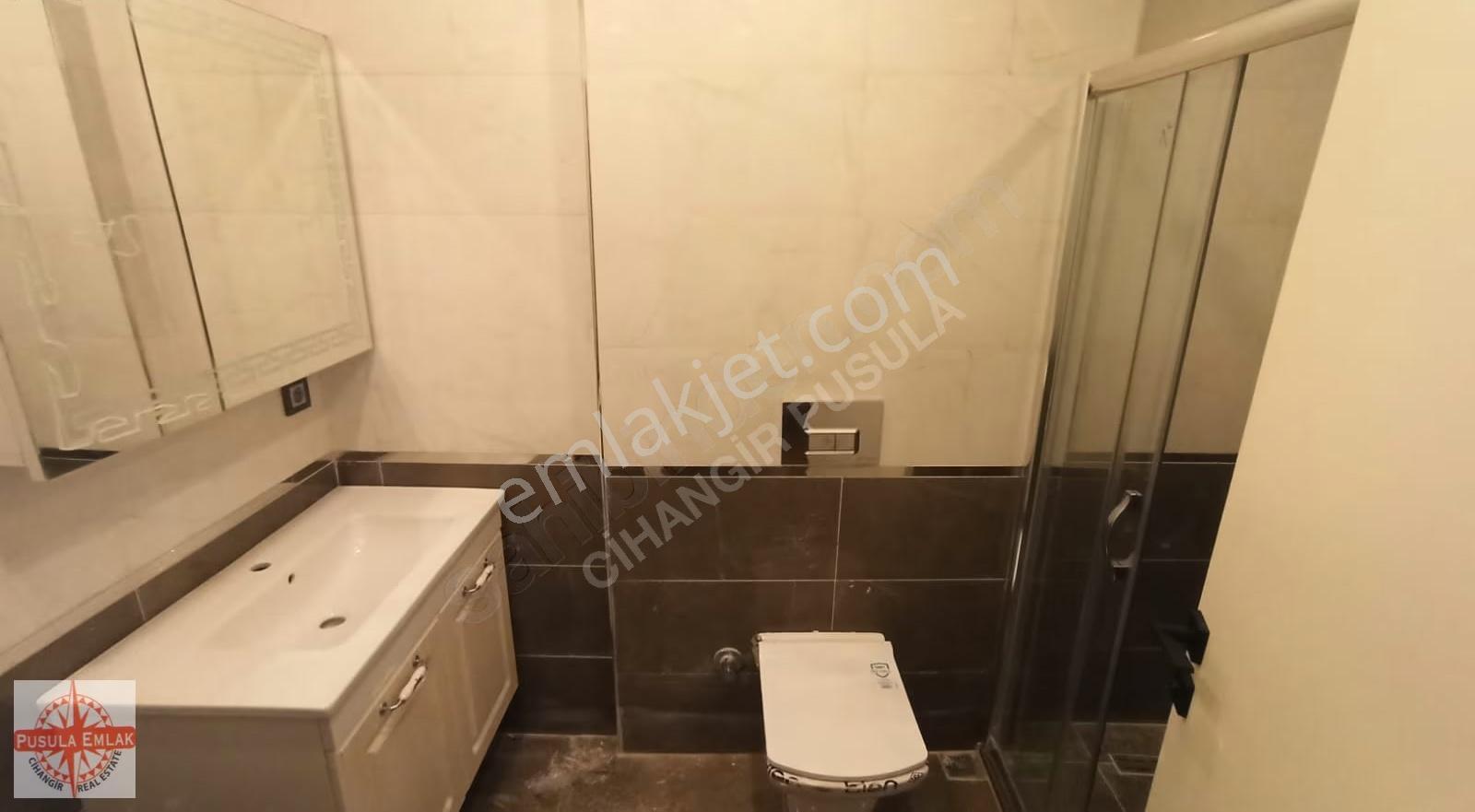 Cihangir'de Kısmi Manzaralı, Bahçeli, Yeni 4+1 Daire - Görsel 9