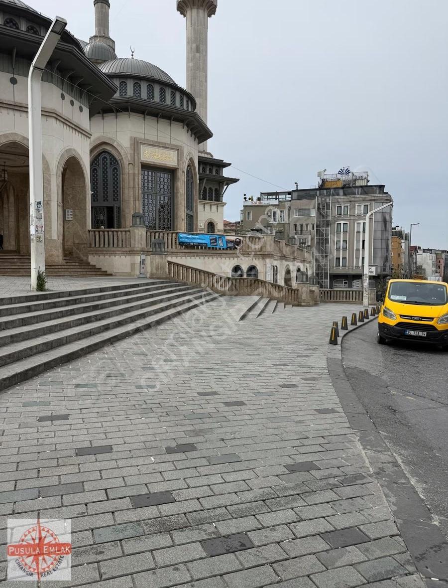 Taksim'de 1 Dakika Metro Yakını 3+1 Kiralık Ofis 85m² - Görsel 11