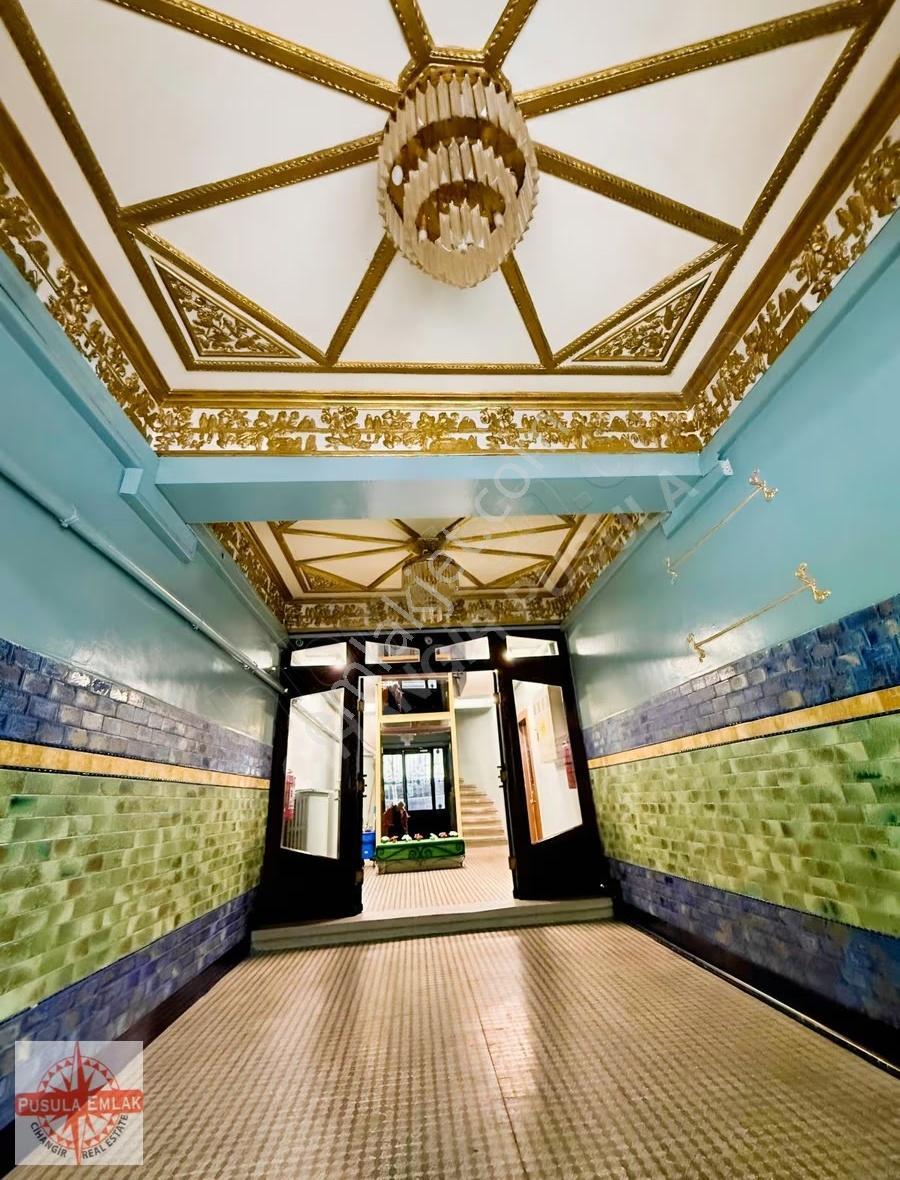 Taksim'de 1 Dakika Metro Yakını 3+1 Kiralık Ofis 85m² - Görsel 23