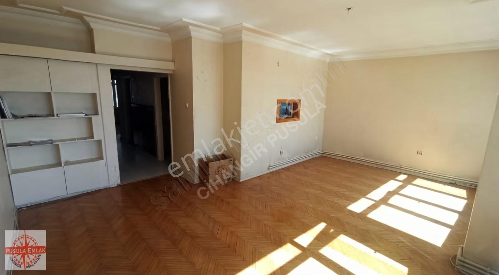 Gümüşsuyunda Deniz Manzaralı 2+1 Kiralık Daire - Görsel 6