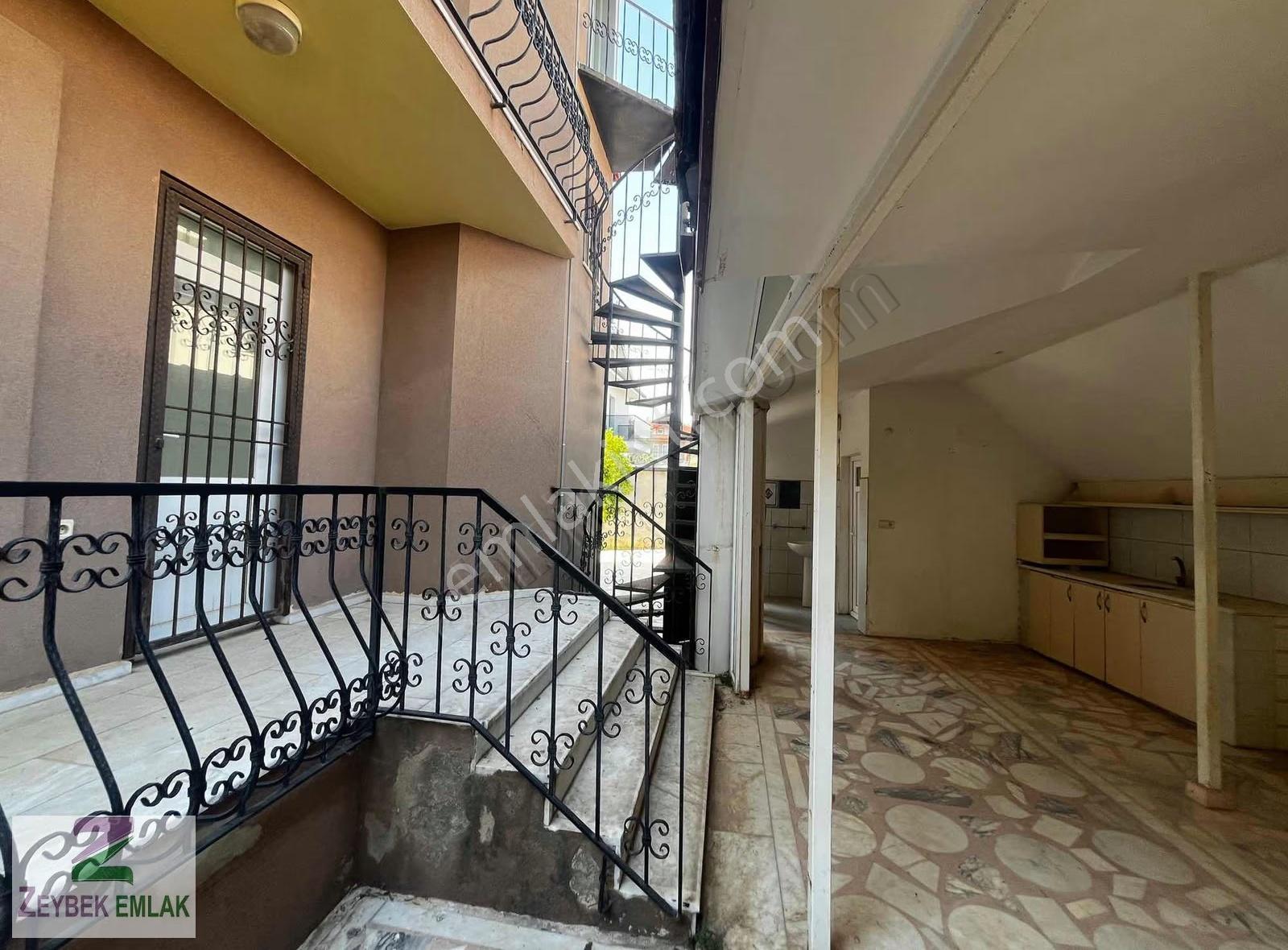 Foça Mahallesi Satılık 6+2 Villa - Görsel 13