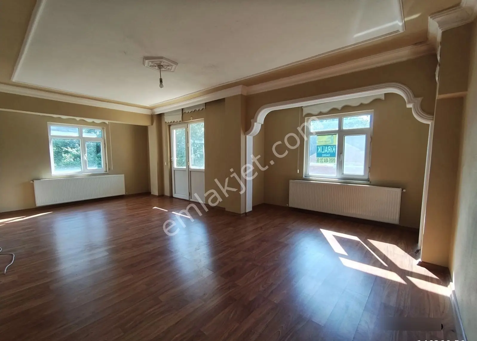Karasu Merkezde Ayrı Mutfak Geniş Kiralık Daire - Görsel 5