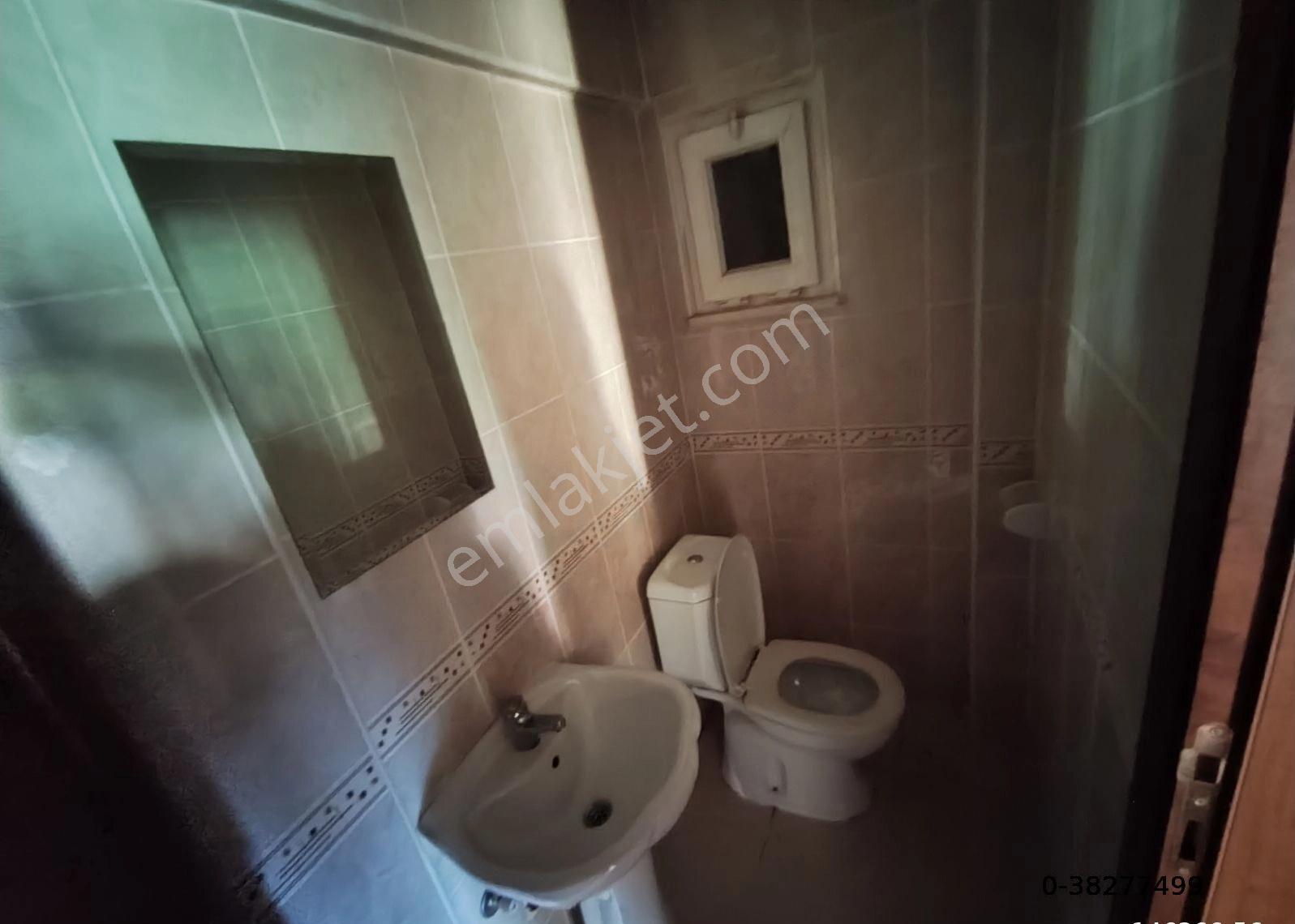 Karasu Merkezde Ayrı Mutfak Geniş Kiralık Daire - Görsel 10
