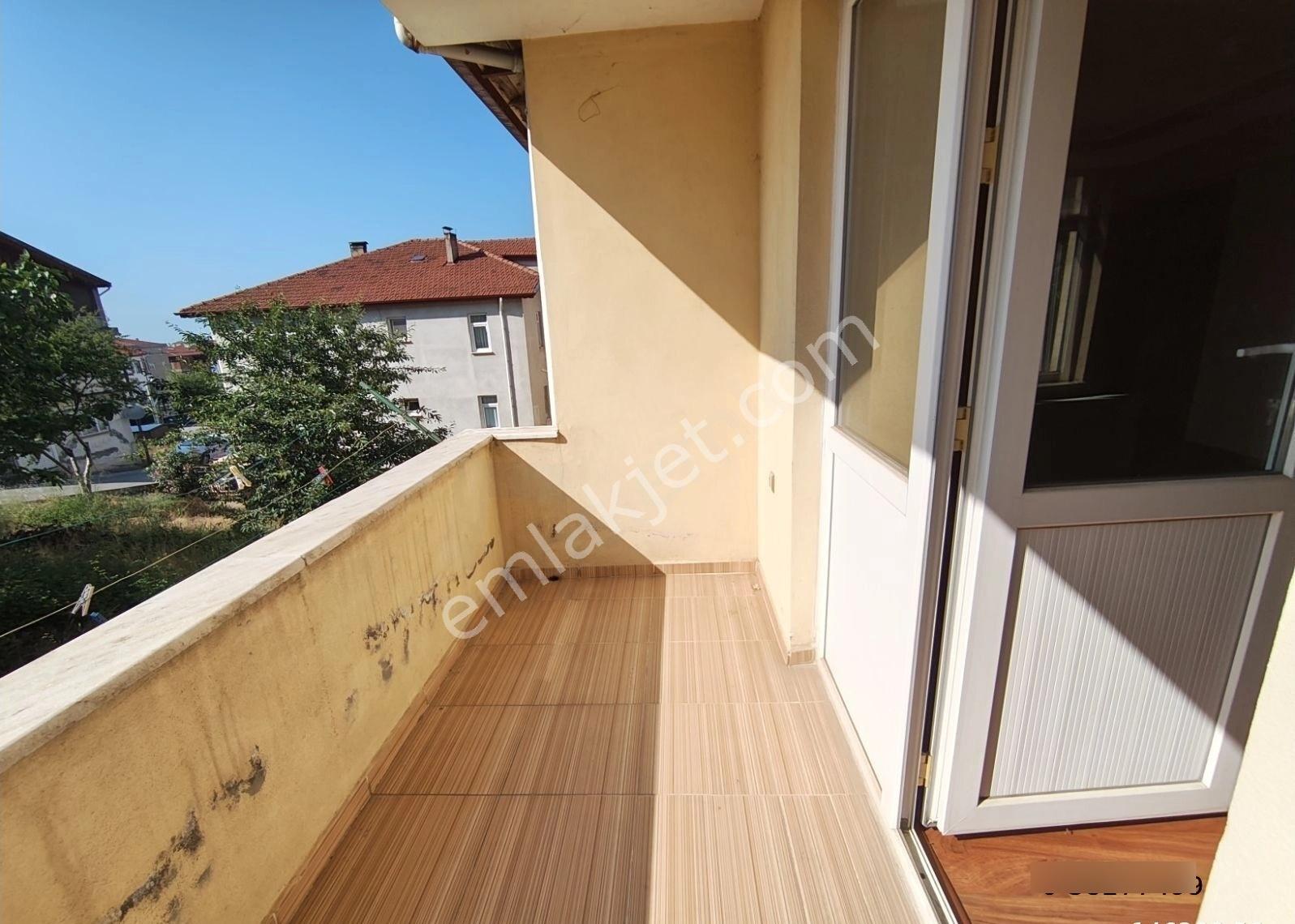 Karasu Merkezde Ayrı Mutfak Geniş Kiralık Daire - Görsel 16