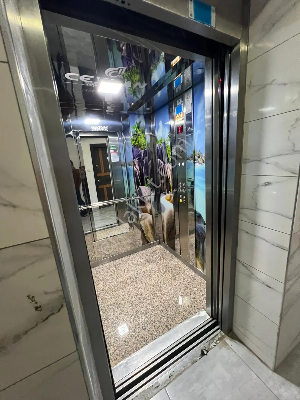Loft Yanında Ara Kat Hazır Kiracılı - Görsel 12