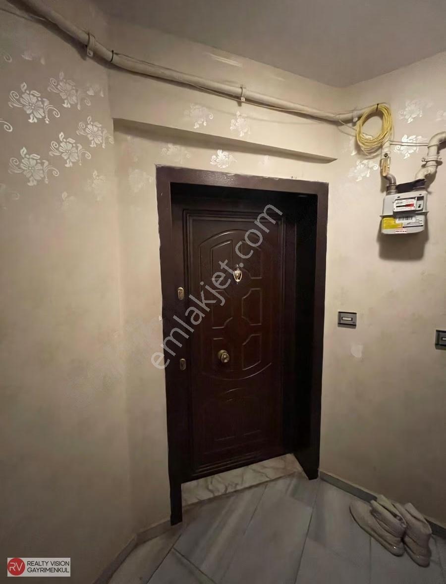 Ünalan Mahallesinde Tamamen Yenilenmiş Satılık Ferah 3+1 Daire - Görsel 23